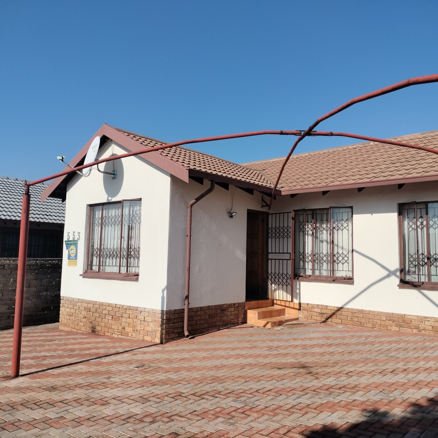 To Let 3 Bedroom Property for Rent in Tlhabane West North West